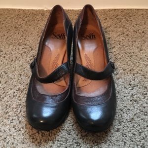 Brand New Size 7 Sofft Black Heel